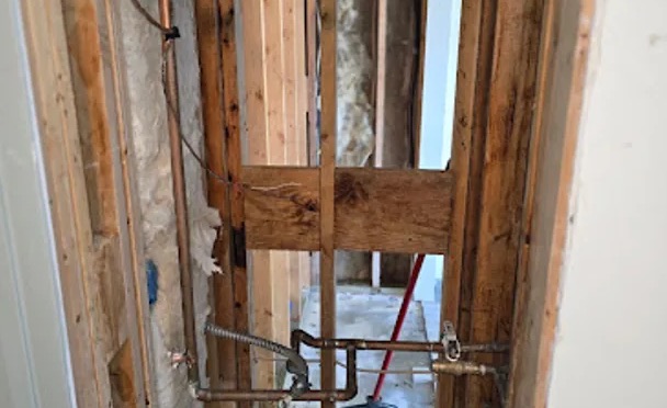 Ice Dam Removal & Repair in Lewisville, TX